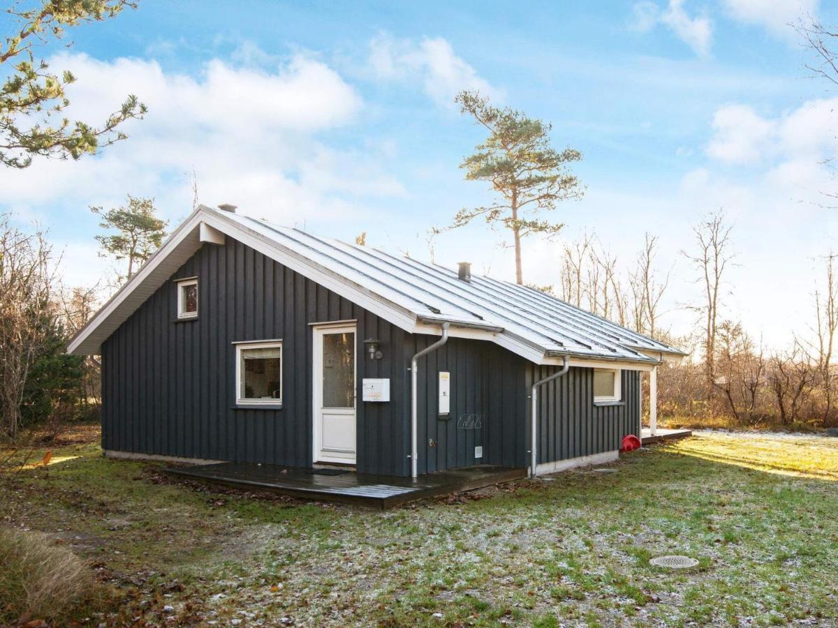 8 Person Holiday Home In เกรนู ภายนอก รูปภาพ